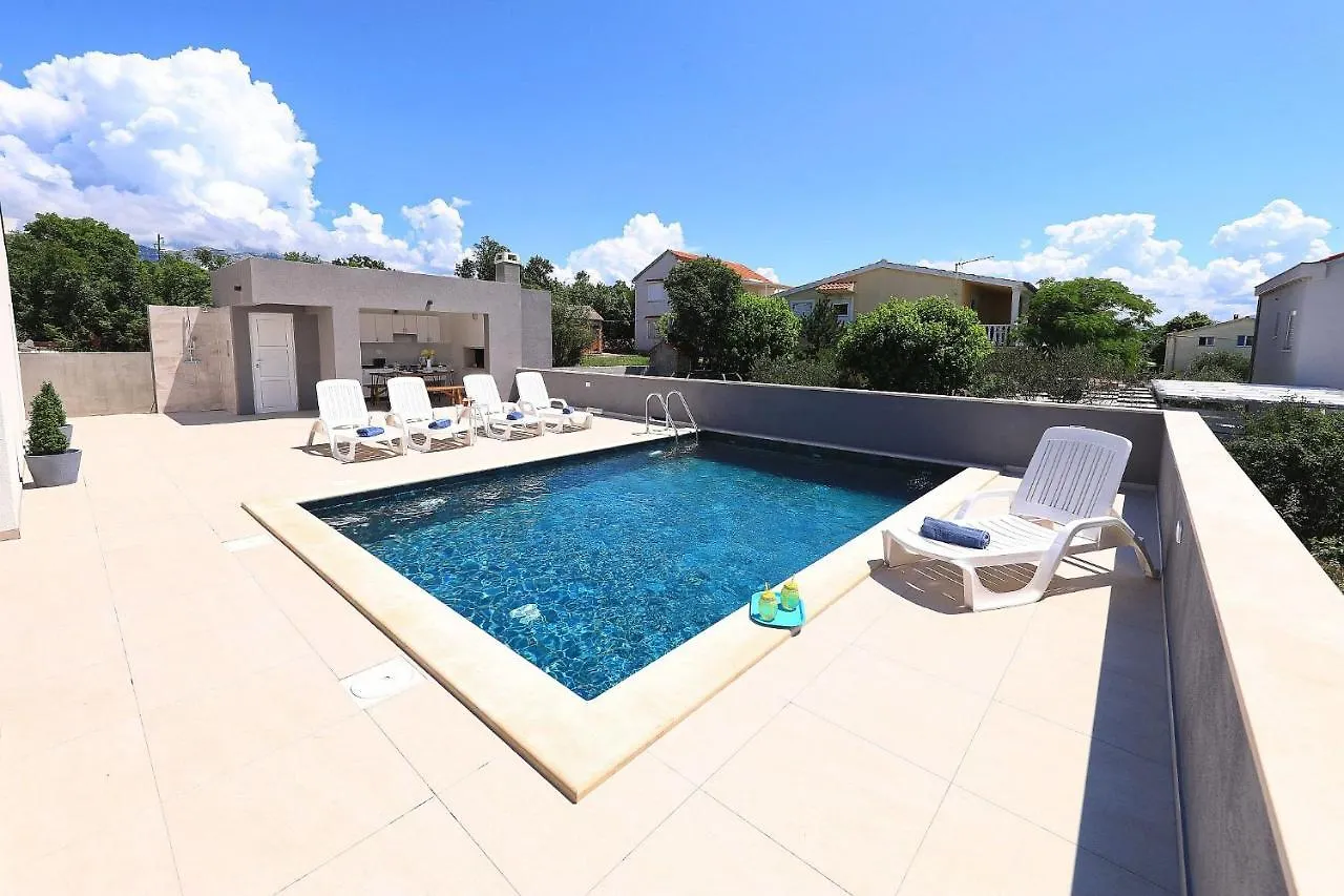 Maslenica Villa Holiday home